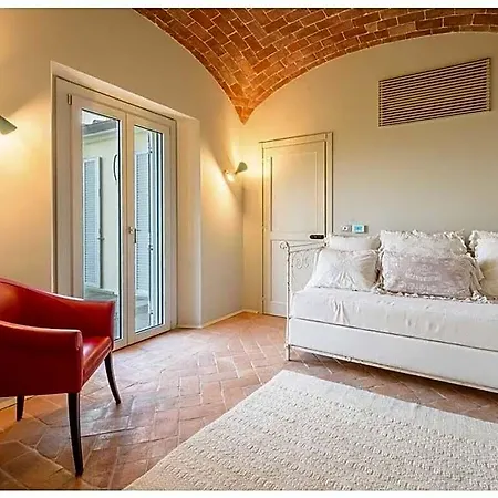 Hotel Farneta Comfortable 2*